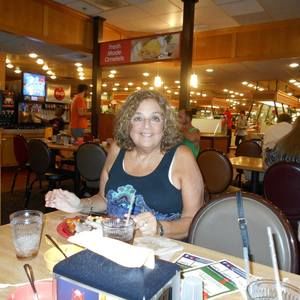 Meet your Posher, Myra